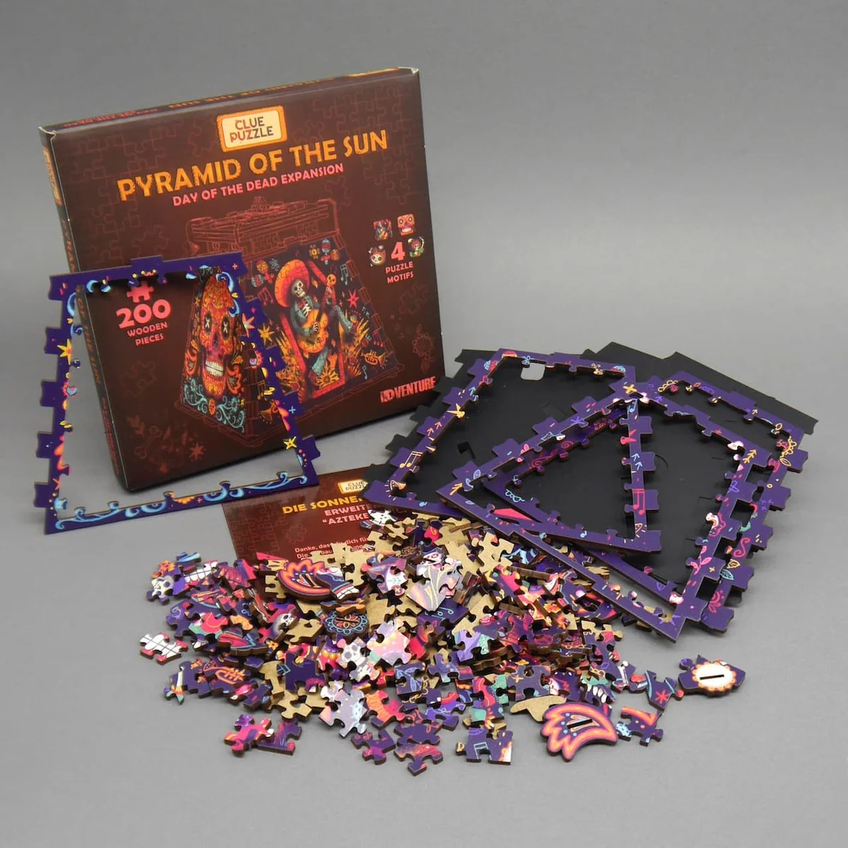 CluePuzzle / Pyramid of the Sun - ext. Day of the Dead