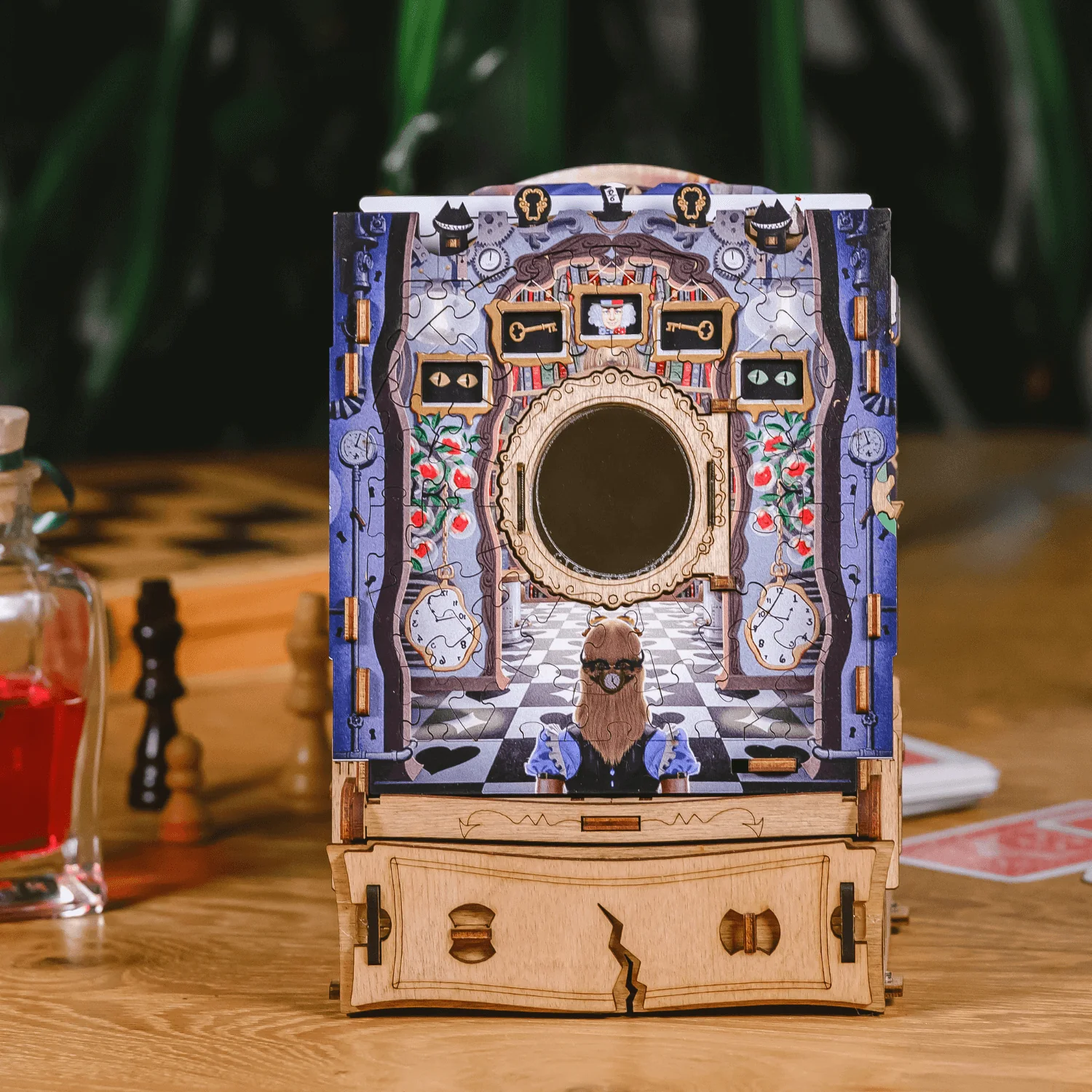 CluePuzzle / The Wonderbox of Alice - ext. Wonderland